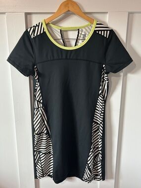 TITLE NINE Overdrive Gidget 3.0 Dream Fitted Stretch Knit Dress Striped Medium